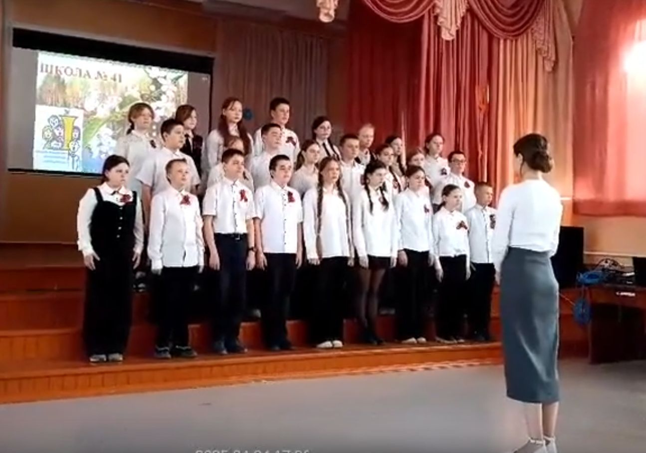 В Кургане с 22 по 24 апреля состоялся ежегодный городской фестиваль «Поющий детский сад, поющий класс, поющий город».