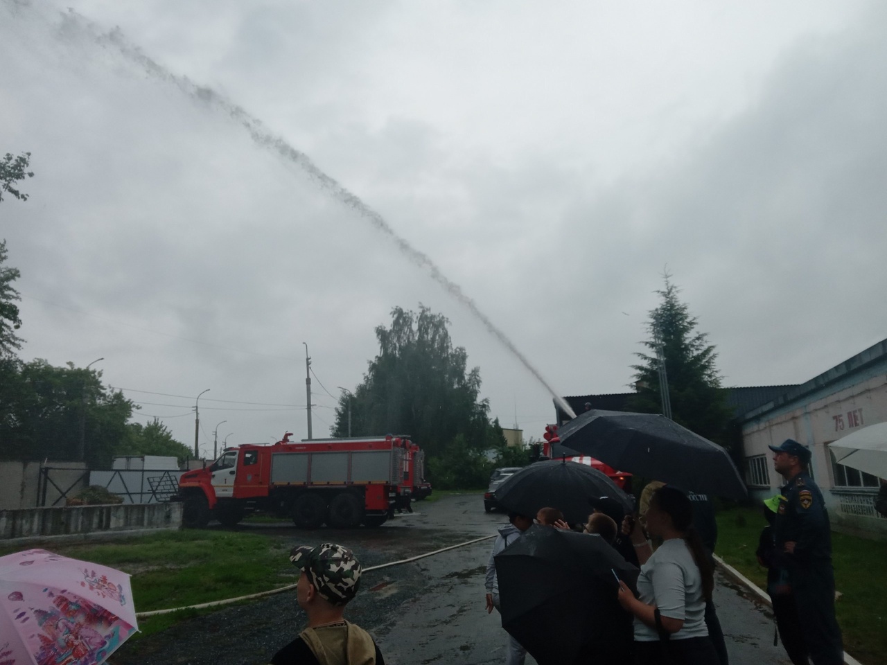 Вперед Незабываемая экскурсия в пожарную часть!.